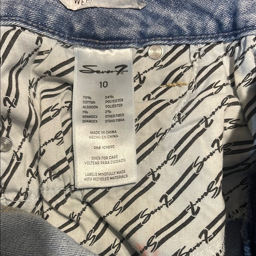 7 For All Mankind Light Blue Jean Shorts - Picture 10 of 11